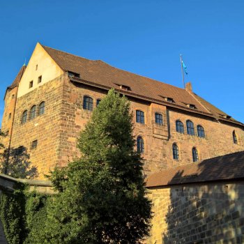 Nürnberg, Kaiserburg von Südwesten 2016
